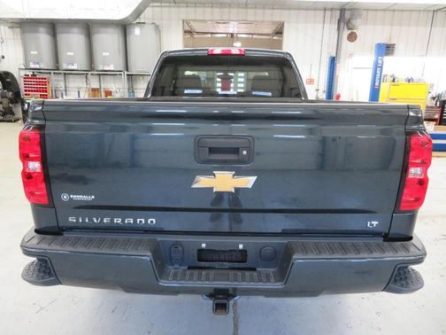 Photo 5 of 27 of 2017 Chevrolet Silverado 1500 1LT