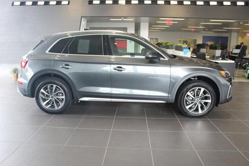 2025 Audi Q5 45 S line Premium