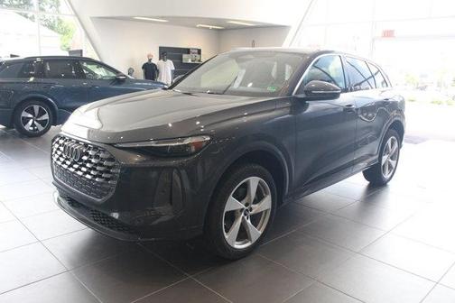 2025 Audi Q5 Premium Plus