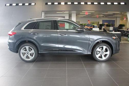 2025 Audi Q5 Premium Plus