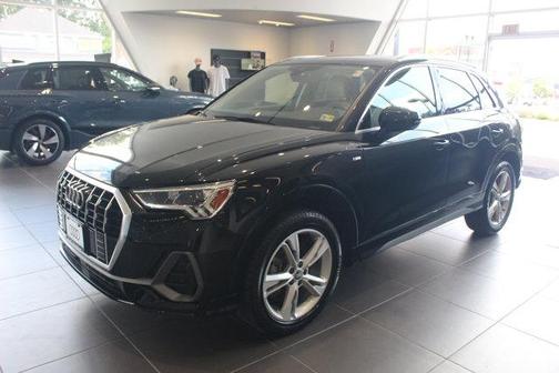 2019 Audi Q3 2.0T S line Premium Plus