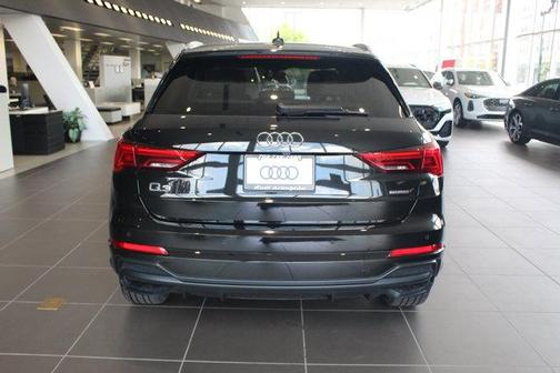 2019 Audi Q3 2.0T S line Premium Plus