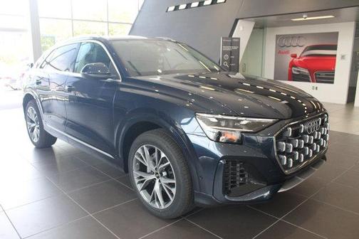 2025 Audi Q8 55 Premium