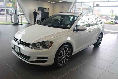 2016 Volkswagen Golf SportWagen TSI Limited Edition