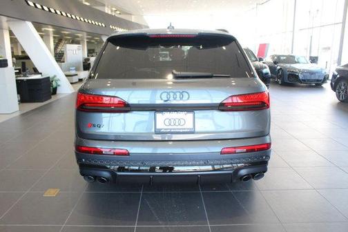 2025 Audi SQ7 4.0T Premium Plus