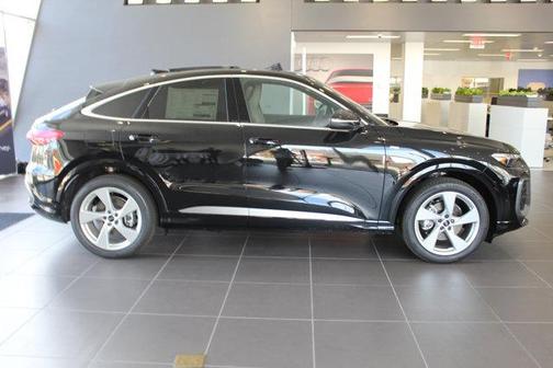 2025 Audi Q5 Prestige TFSI quattro S tronic