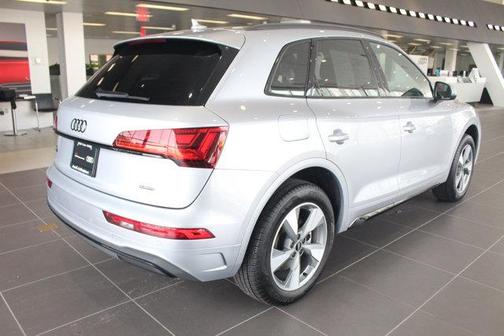 2025 Audi Q5 40 Premium Plus