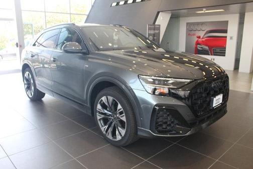 2025 Audi Q8 55 Premium Plus