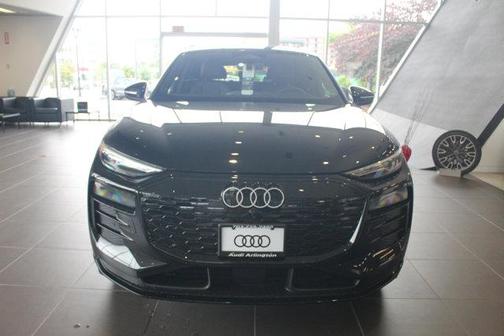 2025 Audi Q6 e-tron Premium