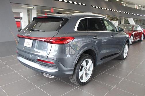 2025 Audi Q5 Premium Plus
