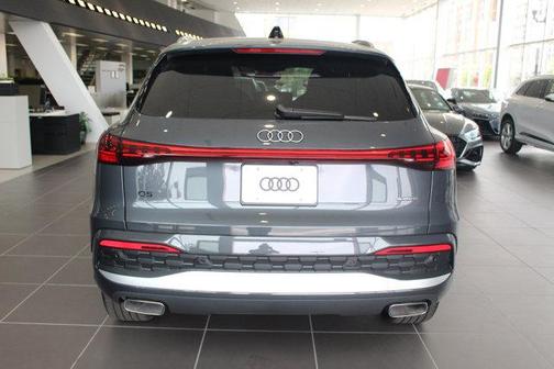 2025 Audi Q5 Premium Plus