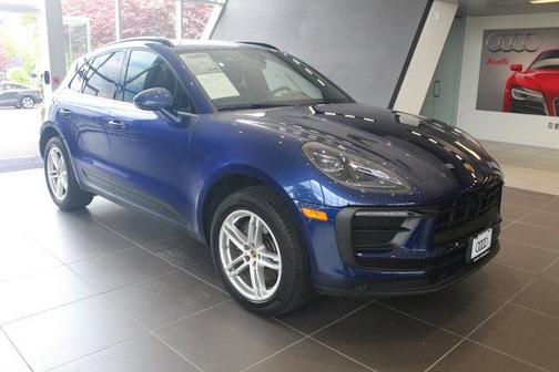 2024 Porsche Macan Base
