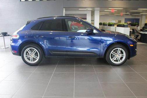 2024 Porsche Macan Base