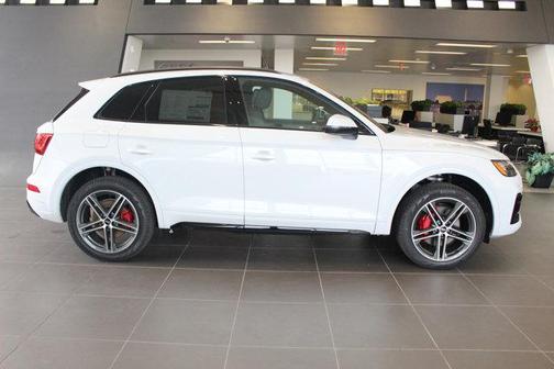 2025 Audi Q5 55 S line Premium Plus