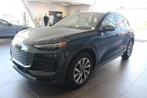 2025 Audi Q6 e-tron Prestige quattro