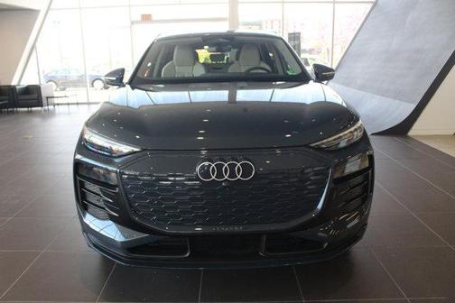 2025 Audi Q6 e-tron Prestige quattro