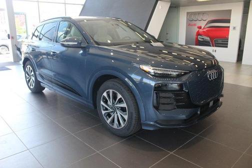 2025 Audi Q6 e-tron Prestige quattro