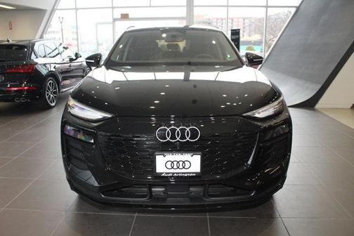 2025 Audi Q6 e-tron Premium Plus quattro