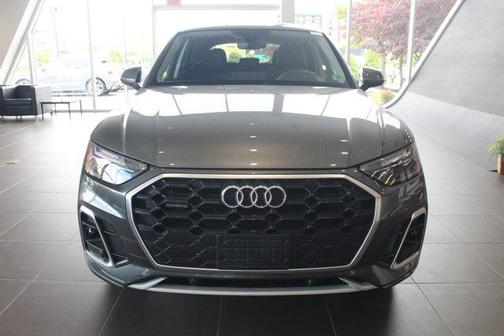 2025 Audi Q5 45 S line Premium