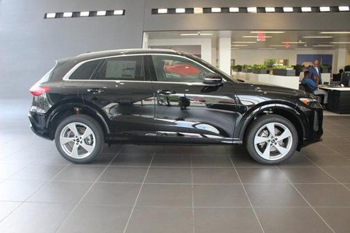 2025 Audi Q5 Premium Plus