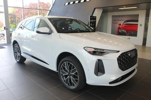 2025 Audi Q5 Premium Plus