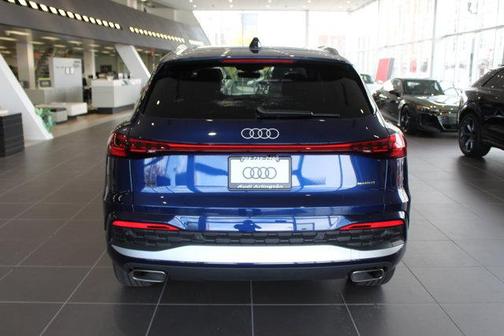 2025 Audi Q5 Premium TFSI quattro S tronic