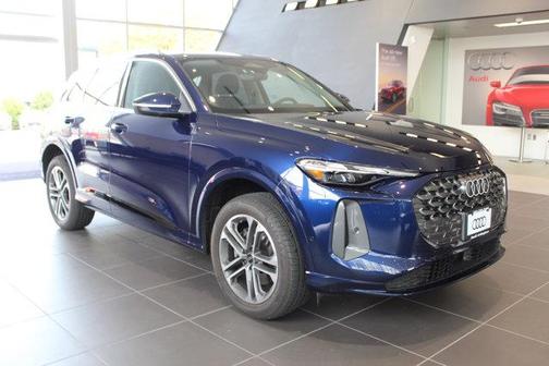 2025 Audi Q5 Premium TFSI quattro S tronic