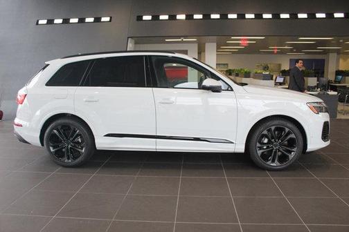 2026 Audi Q7 55 Prestige