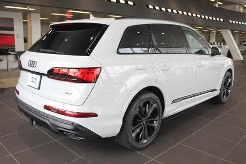2026 Audi Q7 55 Prestige