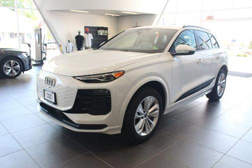 2025 Audi Q6 e-tron Premium