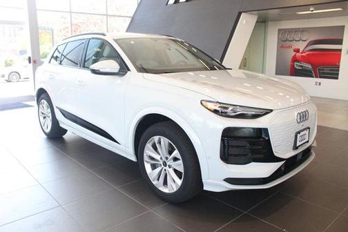 2025 Audi Q6 e-tron Premium