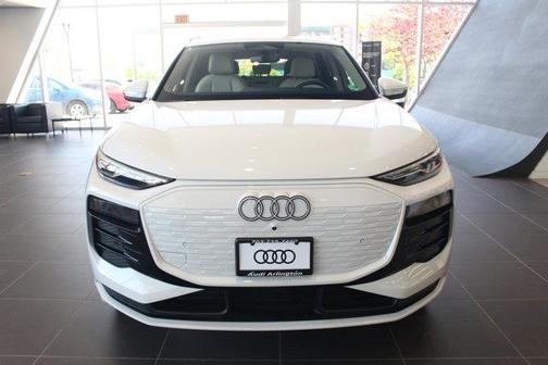 2025 Audi Q6 e-tron Premium