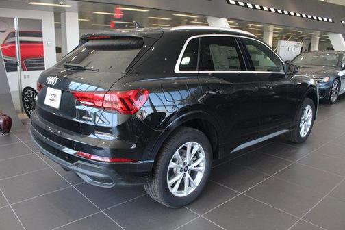 2025 Audi Q3 45 S line Premium Plus