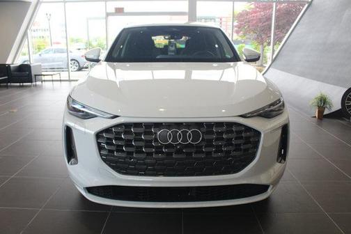 2025 Audi Q5 Premium Plus