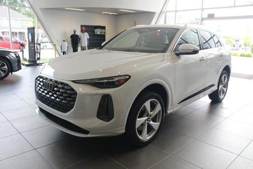2025 Audi Q5 Premium Plus