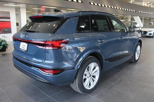 2025 Audi Q6 e-tron Premium