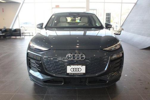2025 Audi Q6 e-tron Premium
