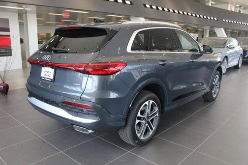 2025 Audi Q5 Premium Plus