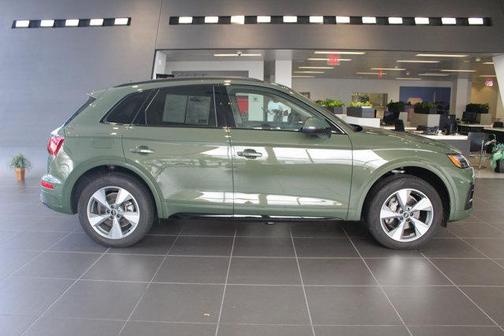 2025 Audi Q5 40 Premium Plus