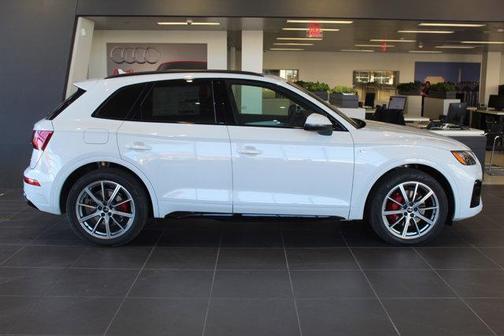 2025 Audi Q5 55 S line Premium Plus