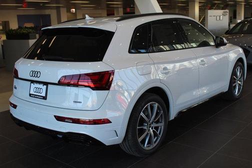 2025 Audi Q5 55 S line Premium Plus
