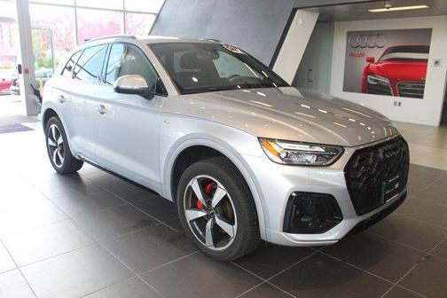 2024 Audi Q5 45 S line Premium Plus
