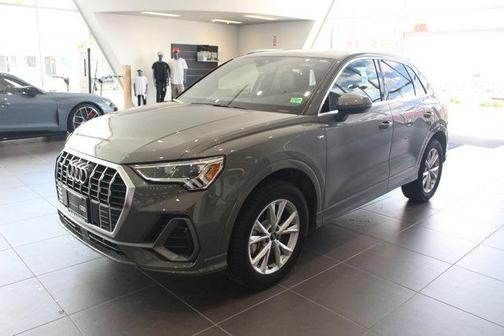 2024 Audi Q3 45 S line Premium Plus