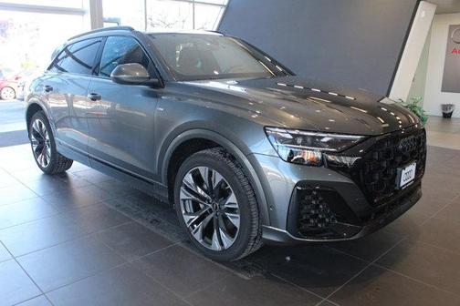 2025 Audi Q8 55 Premium Plus