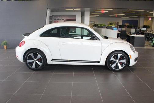 2012 Volkswagen Beetle Base
