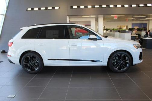 2026 Audi Q7 55 Prestige