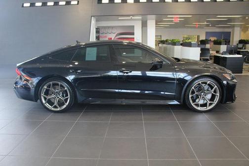 2024 Audi RS 7 4.0T Performance