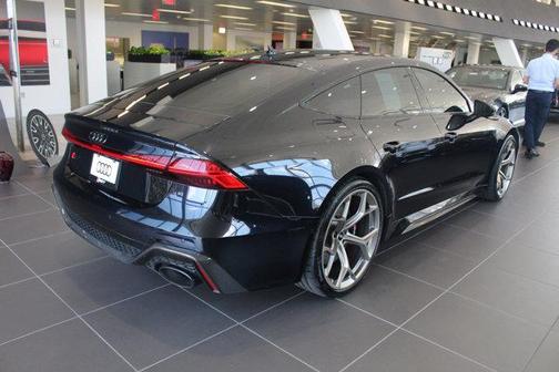 2024 Audi RS 7 4.0T Performance
