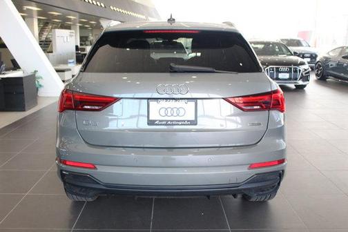 2020 Audi Q3 45 S line Premium