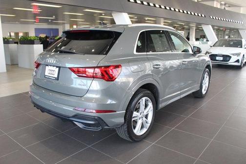 2020 Audi Q3 45 S line Premium
